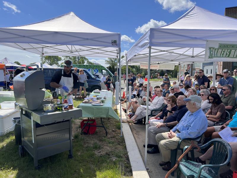 Lewes Oyster House chef to offer demo at May 27 farmers market Cape